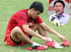 Công Vinh hạ giá, bầu Đệ lại phát ‘thèm’