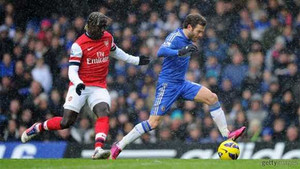 Nghi án trọng tài ưu ái Chelsea?