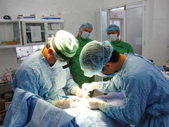 Phẫu thuật chuyển giới thành công cho BN nữ giả nam