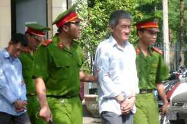 Lỡ tay trả thù con 'sâu rượu', cụ ông lãnh án