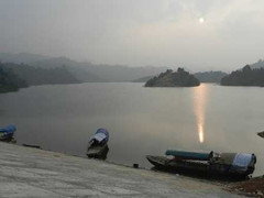 Va chạm giám đốc Vườn quốc gia, 2 người bị bắt 'bí ẩn'