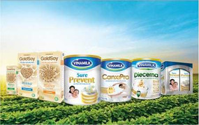 Vinamilk chăm sóc sức khoẻ người cao tuổi Khánh Hoà