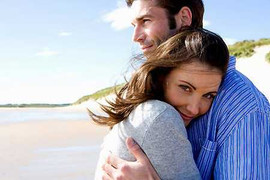 Ôm người tin cậy, lợi ích không ngờ