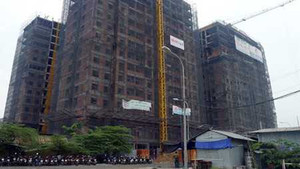 Nhiều công ty bất động sản 'gác kiếm' sớm