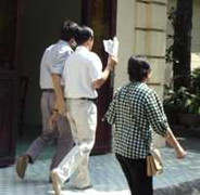 Hoãn xử vụ bác sĩ lái xe 'điên” tông 13 xe máy