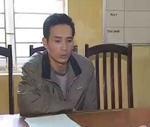 Ma túy dắt túi, lượn phố không đội mũ bảo hiểm