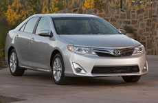 Camry, Corolla, RAV4 'rủ nhau' về xưởng vì lỗi