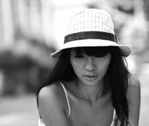 Siêu mẫu Hà Anh: ‘Càng nổi tiếng tôi càng cô đơn’