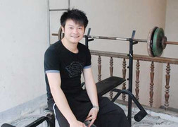 Văn Quyến khổ luyện, giảm liền 5kg