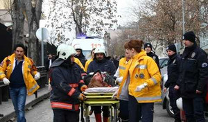 Video: Vụ đánh bom liều chết bên ngoài đại sứ quán Mỹ