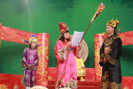 Tiếp sóng Táo Quân 2013 VTC: Hài hước, sâu cay