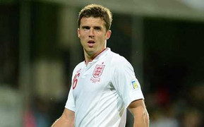 Chơi cực hay ở MU, Carrick vẫn không được lên tuyển