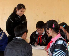 Thưởng Tết chỉ một trăm, nhưng chúng tôi sẽ vui