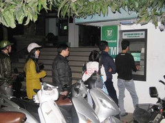 Cách rút tiền ATM nhanh và hiệu quả dịp Tết
