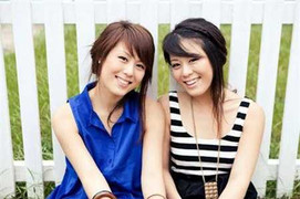 Cặp hotgirl cover Gangnam Style 'ngọt' chưa từng thấy