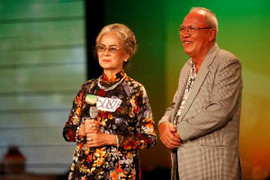 Clip cụ bà 73 tuổi 'kể' chuyện tình 55 năm