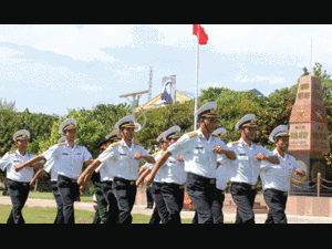 Tôi đã khóc trong lễ chào cờ ở Trường Sa