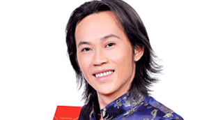 Video: Hoài Linh đổ mồ hôi làm Táo quân