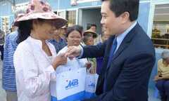 MB tặng 2.000 bánh chưng cho các gia đình khó khăn