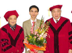 Ba thầy giáo tuổi rắn được học trò mê mẩn