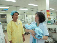 Chào đón những 'thiên thần' tuổi Tỵ đầu tiên