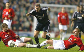 MU thua xa Real khoản kiếm tiền