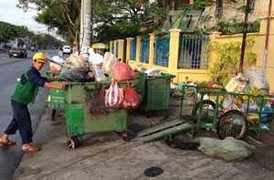 Đà Nẵng: Rác dồn ứ khắp các con ngõ