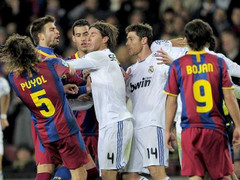 Barca từ chối tiếp sức cho Real đấu MU