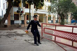 Tết của những công nhân gác tàu