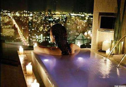 Choáng váng 5 món quà Valentine siêu xa xỉ