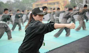 Gặp 2 nữ giảng viên cảnh sát xinh đẹp