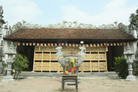 Ảnh: 'Vắng như chùa Bà Đanh'