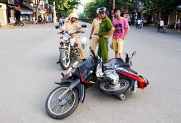 Hơn 30 người thương vong trong ngày đầu đi làm