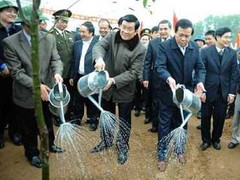 Chủ tịch nước phát động Tết trồng cây