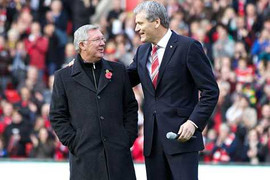 Cánh tay phải của Alex Ferguson từ chức