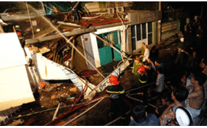 Video: Sập nhà kinh hoàng lúc nửa đêm, 10 người tử vong