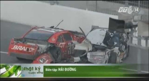 Clip: Tai nạn bi thảm chưa từng thấy giữa 12 ô tô