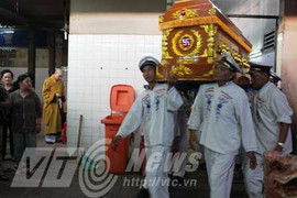 Vụ nổ thương tâm: Số người tử vong tăng lên 11