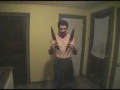 Màn múa võ bằng dao vừa xem vừa sợ