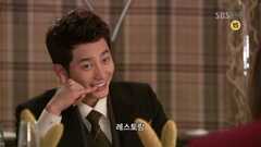 Sau scandal cưỡng dâm, Park Shi Hoo bị tố lợi dụng fan