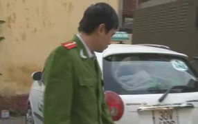 Theo chân đặc nhiệm 141 tóm taxi chở ma túy