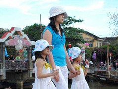 Chi 3.000 tỷ hỗ trợ gia đình sinh toàn gái