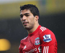 Man City đừng mơ lôi kéo Suarez