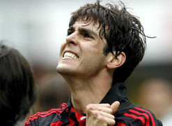 Kaka từng 'diệt' MU của Ronaldo như thế nào?