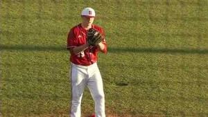 Pha bay người bắt bóng chày đẹp như mơ