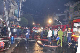 Toàn cảnh vụ cháy giữa đêm khuya, 3 người chết