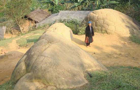 Thực hư về rùa đá khổng lồ ở Tây Bắc