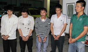 Bình Dương tóm gọn 5 đối tượng truy nã trong 1 đêm