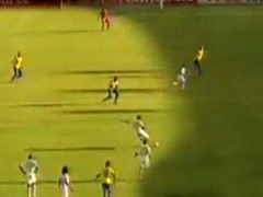 Lốp bóng không tưởng từ cự ly 75m