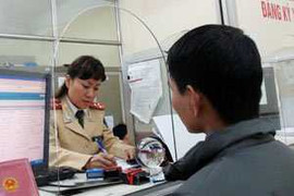 Gỡ khó thủ tục sang tên đổi chủ xe cũ